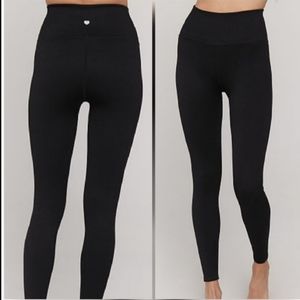 VS PINK SPIRITUAL GANGSTER COLLAB X LEGGINGS